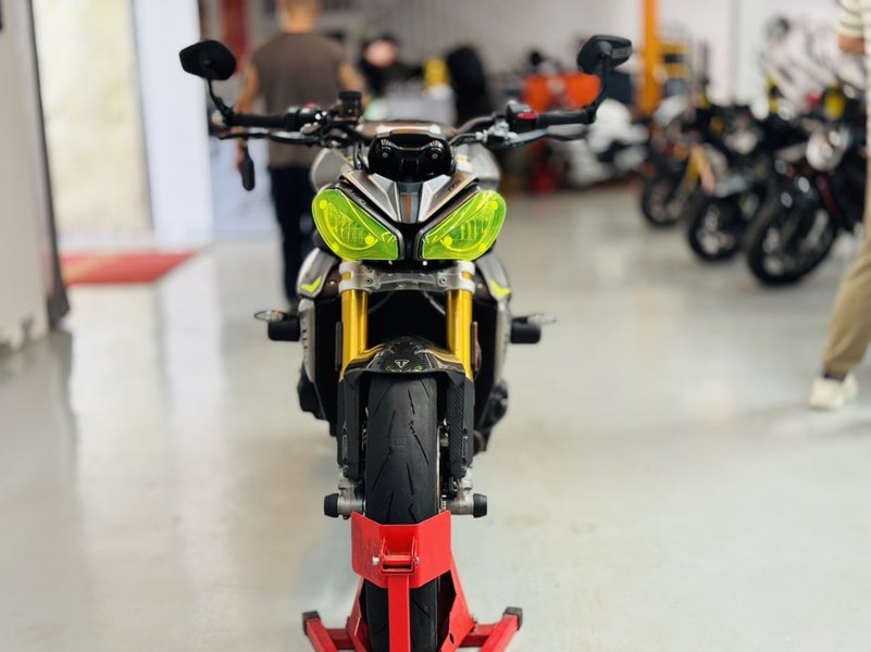 二手凯旋Speed Triple 1200
