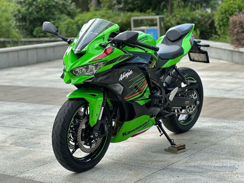 二手川崎ZX-4R