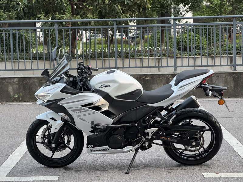 二手川崎Ninja 400