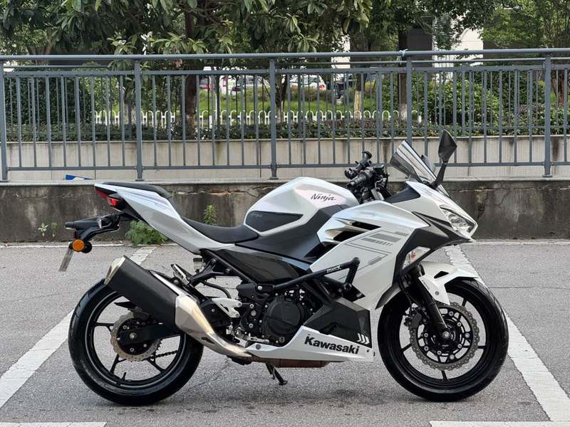 二手川崎Ninja 400