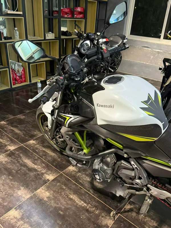 二手川崎Z650