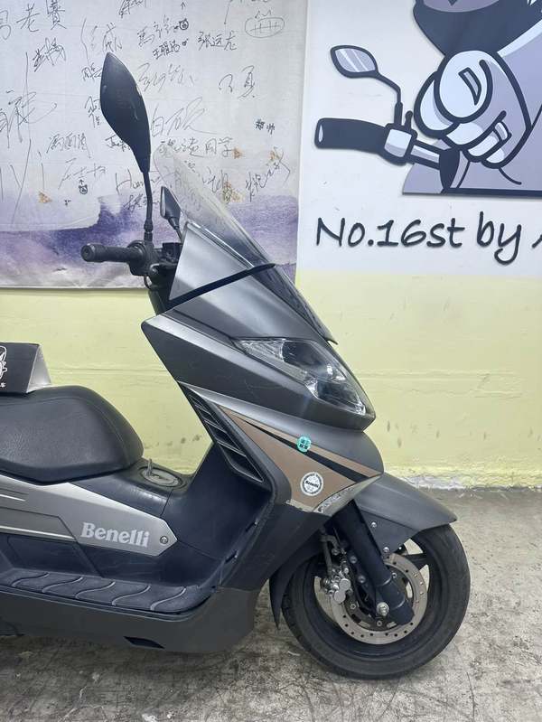 二手贝纳利银刃 BJ250T-8