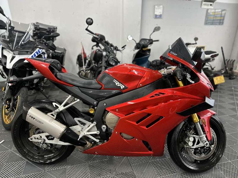 二手张雪机车820RR