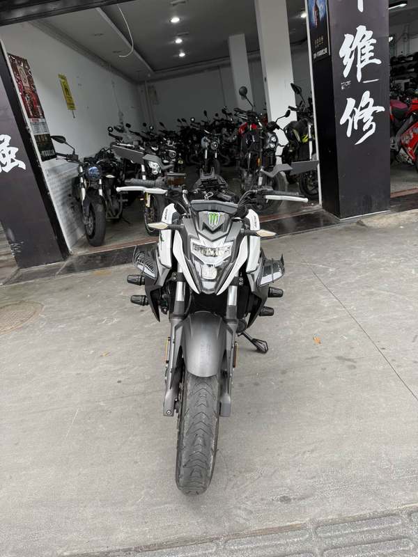 二手春风650NK