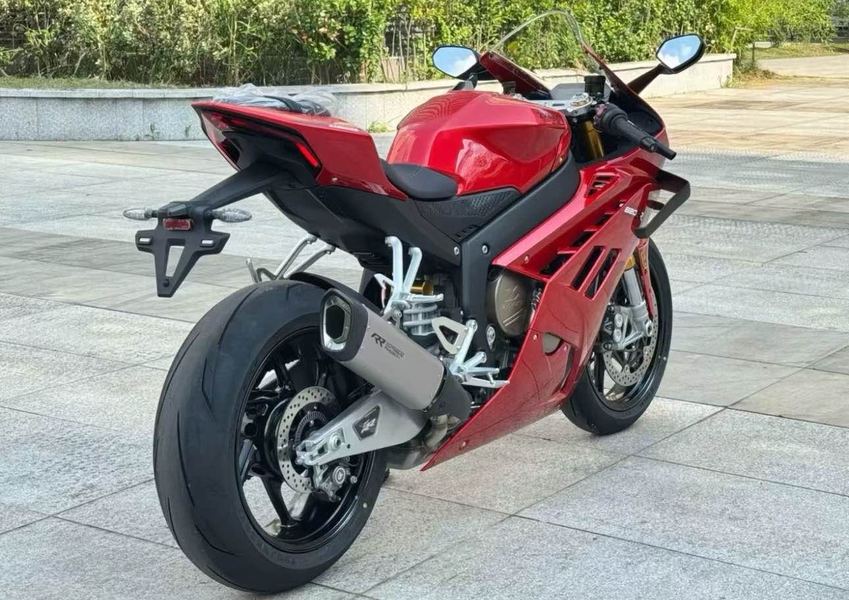 二手张雪机车820RR