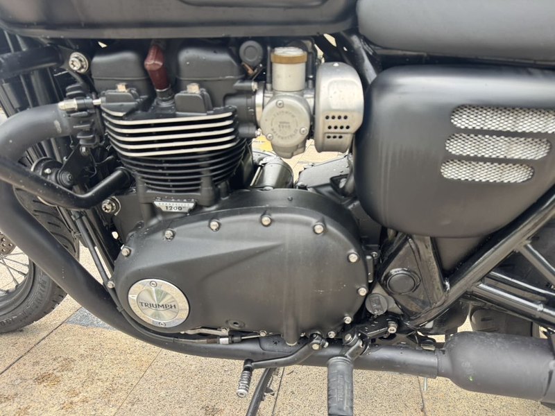 二手凯旋Bonneville T120