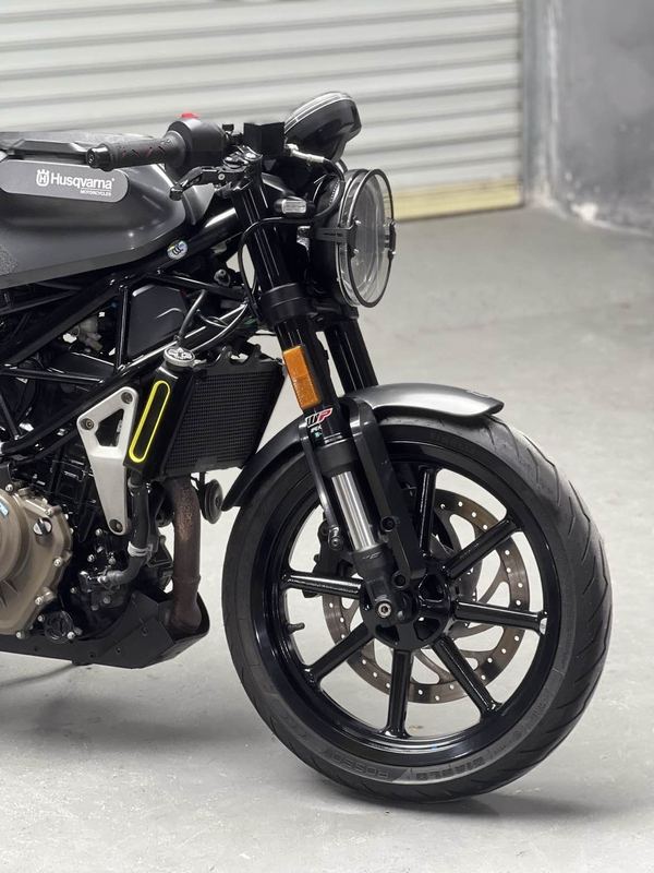 二手HUSQVARNA黑箭 401