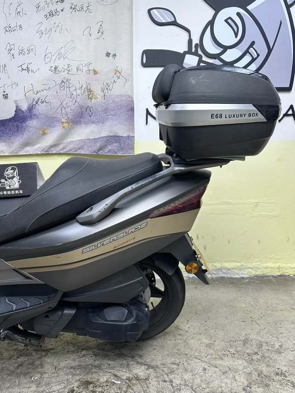 二手贝纳利银刃 BJ250T-8