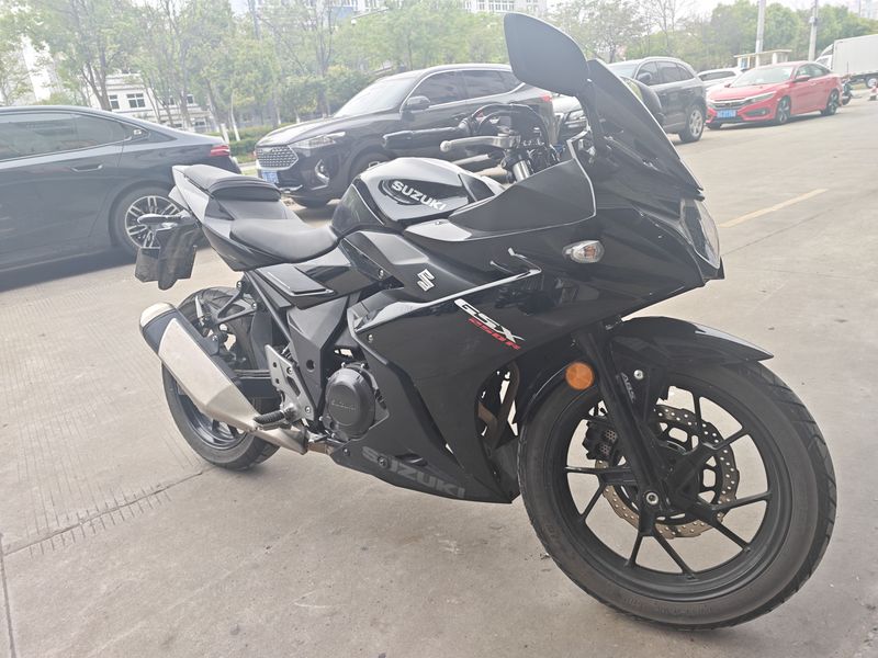 二手豪爵铃木GSX250R