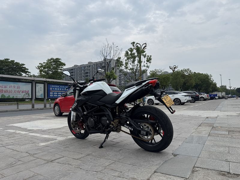 二手贝纳利TNT600i