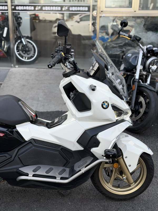二手三阳哈士奇 Husky ADV150