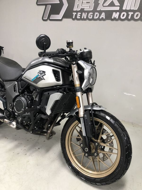 二手春风700CL-X