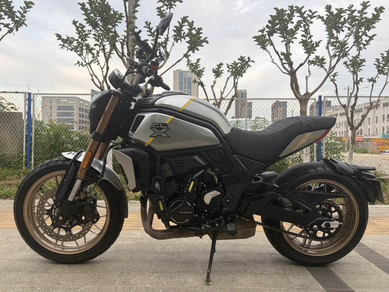 二手春风700CL-X