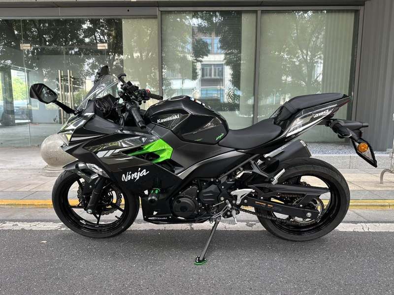 二手川崎Ninja 400