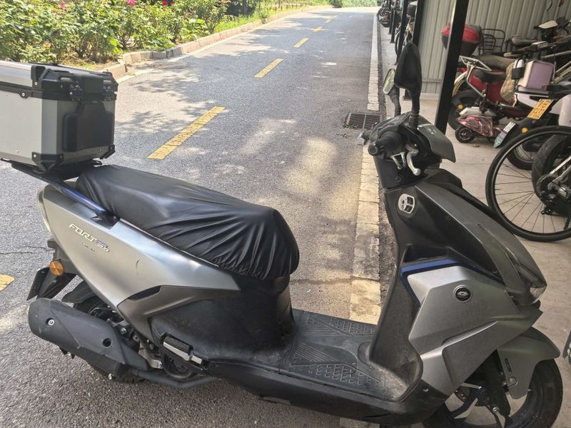 二手QJMOTOR鸿125