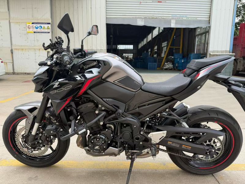 二手川崎Z900