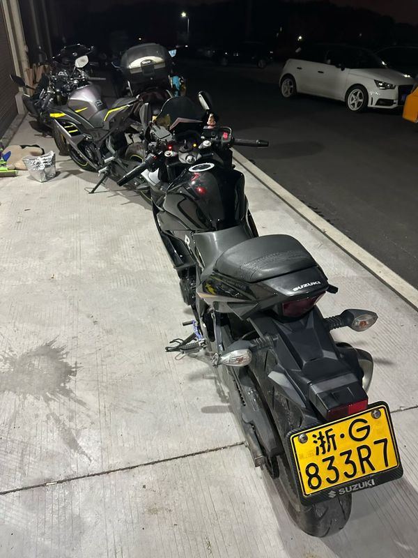 二手豪爵铃木GSX250R
