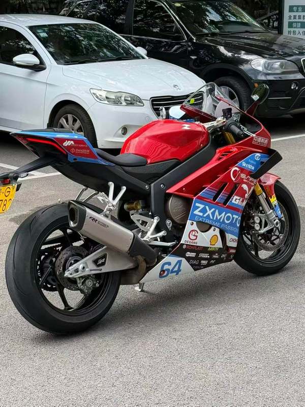 二手张雪机车820RR