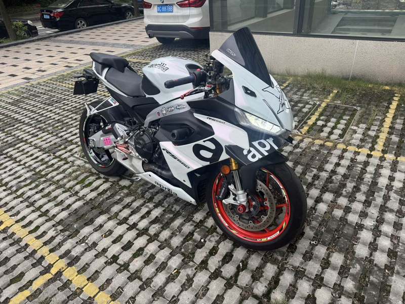 二手阿普利亚RS 660 