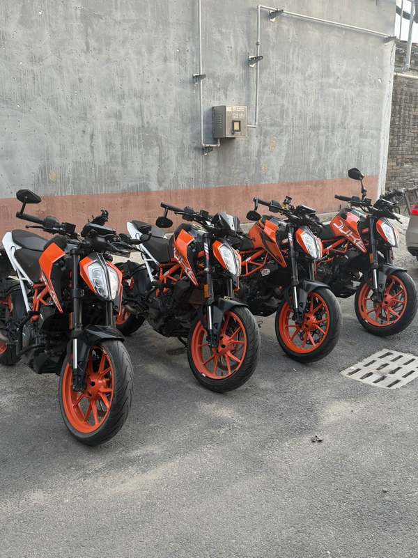 二手KTMR2R390 Duke