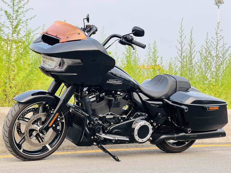 二手哈雷戴维森公路滑翔 Road Glide