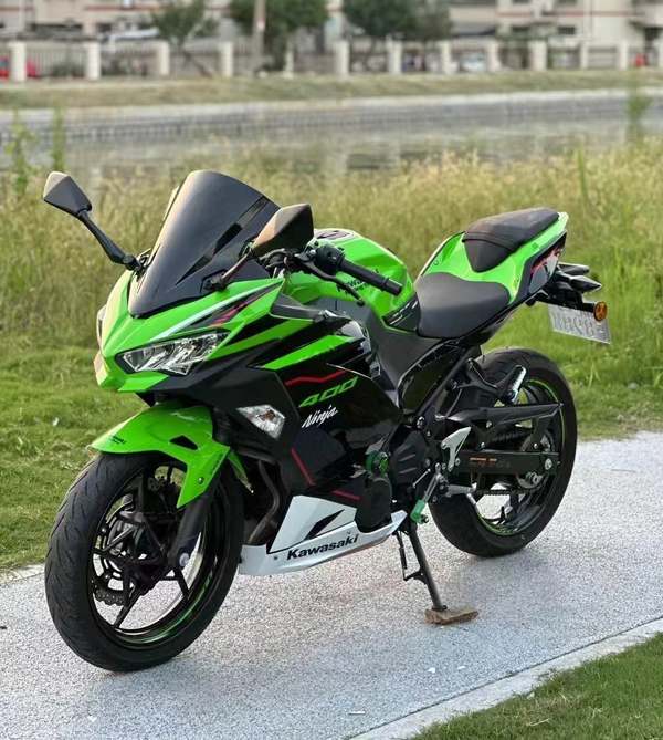 二手川崎Ninja 400