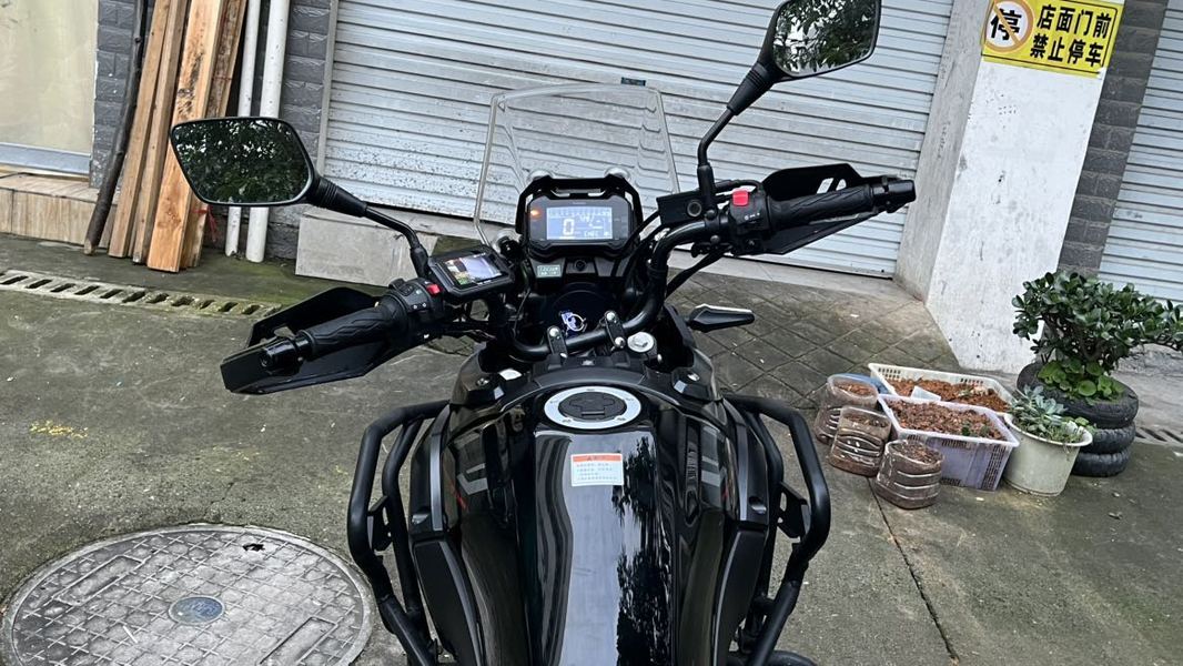 二手豪爵铃木DL250