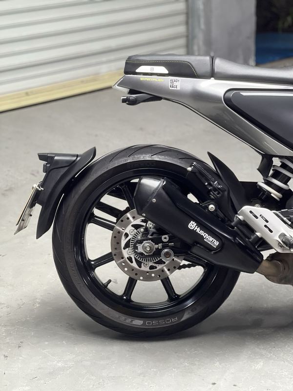 二手HUSQVARNA黑箭 401