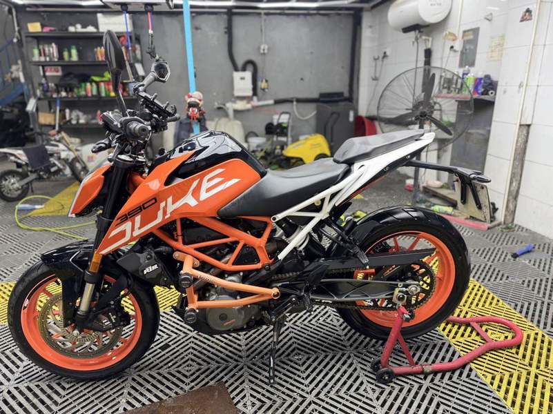 二手KTMR2R390 Duke