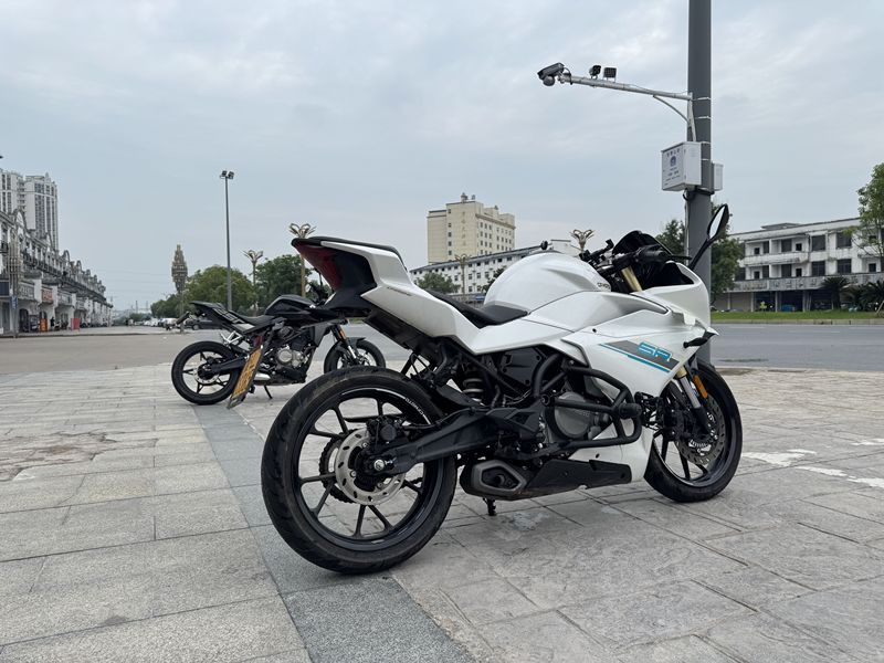 二手春风250SR