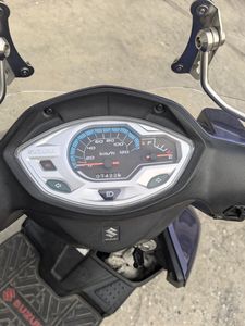 二手济南铃木优驿 UE125T