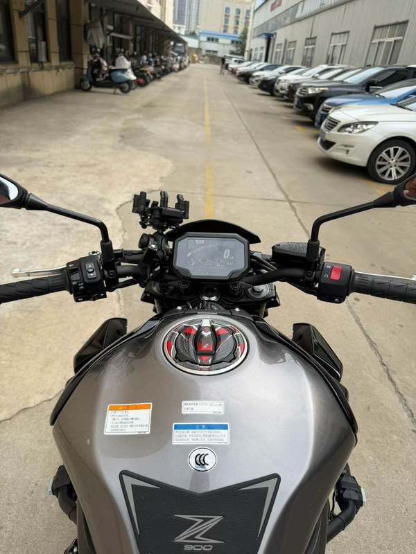 二手川崎Z900