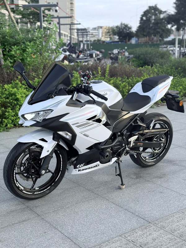 二手川崎Ninja 400