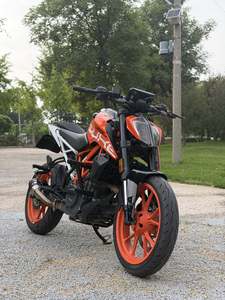 二手KTMR2R390 Duke