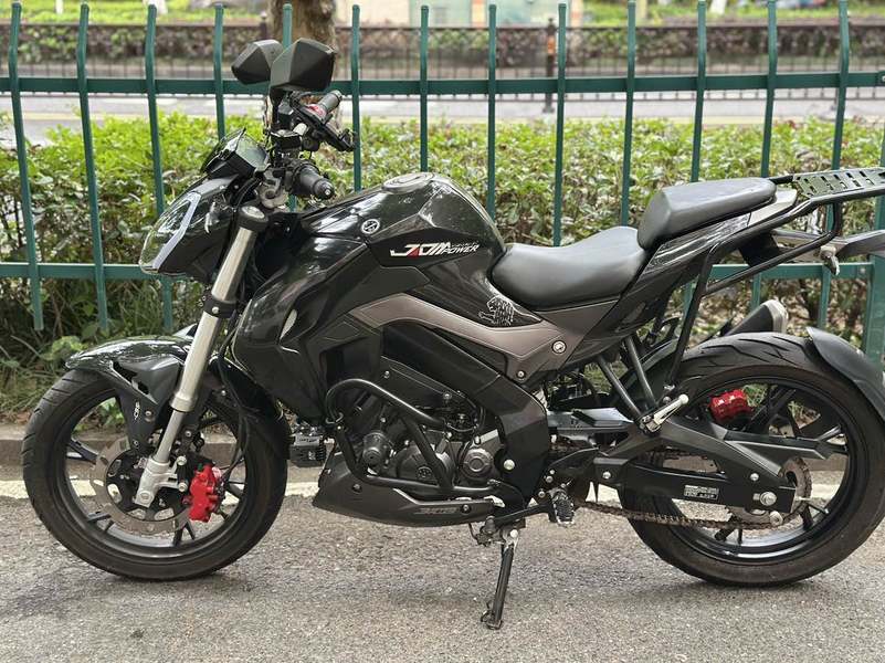 二手贝纳利小迅龙 BN150S