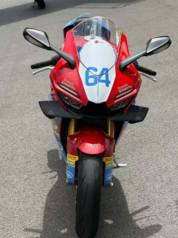 二手张雪机车820RR