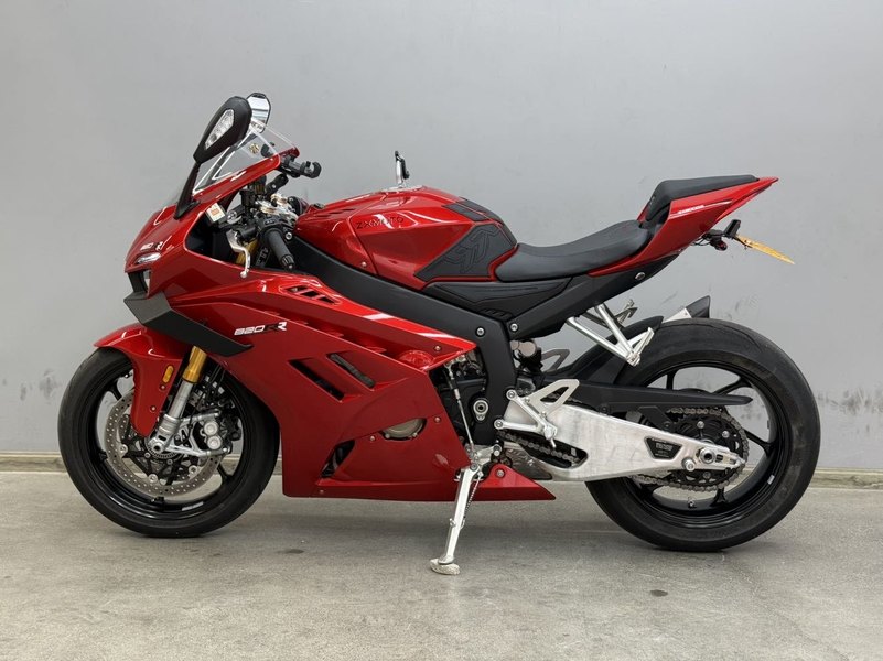 二手张雪机车820RR