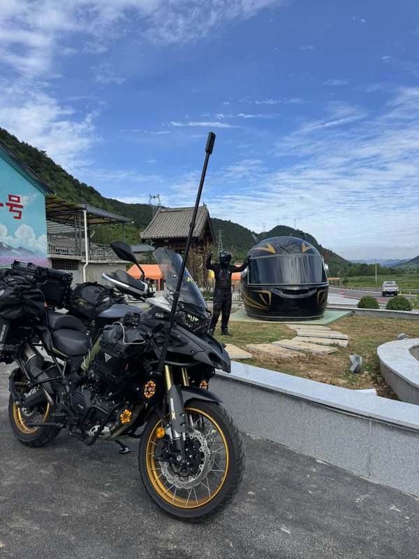 二手贝纳利TRK552