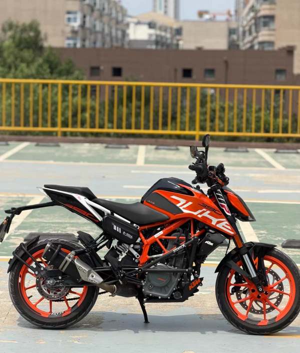 二手KTMR2R390 Duke