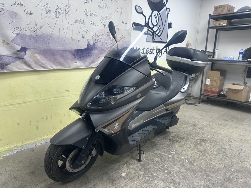 二手贝纳利银刃 BJ250T-8