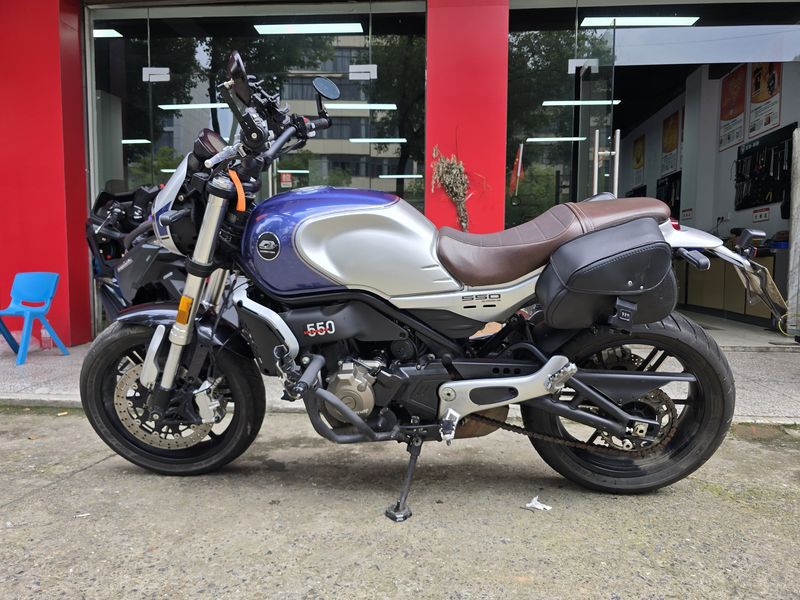 二手QJMOTOR逸550