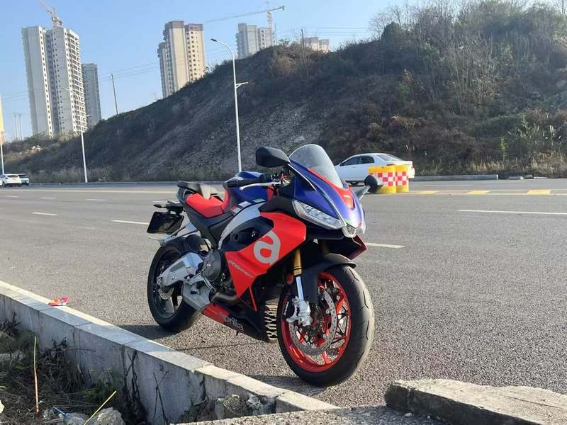二手阿普利亚RS 660 