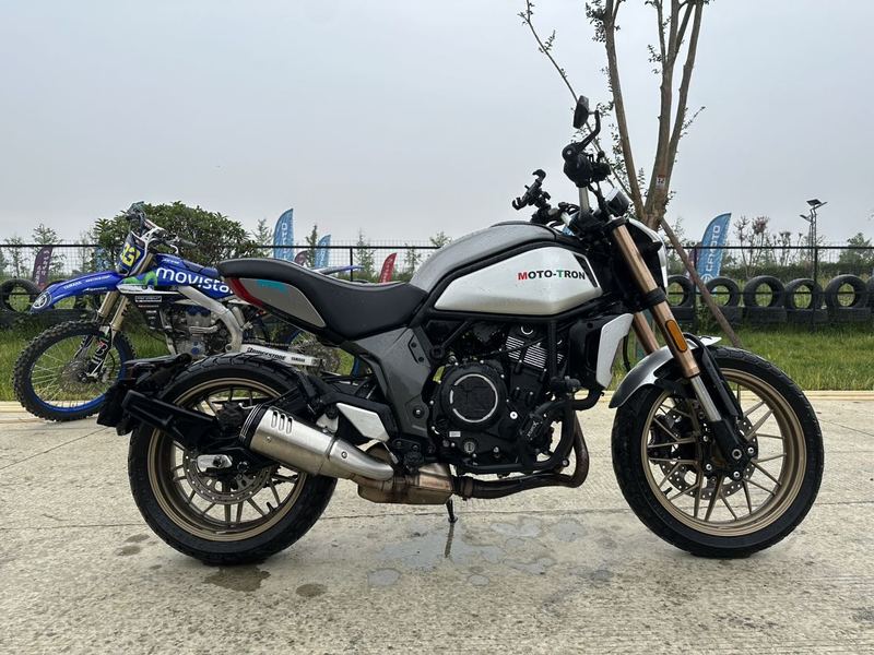 二手春风700CL-X