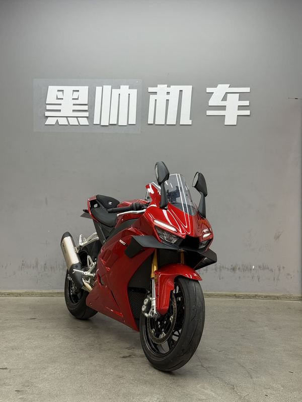 二手张雪机车820RR