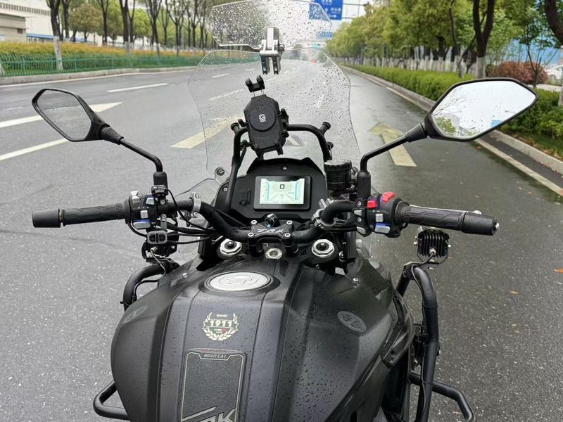 二手贝纳利TRK552