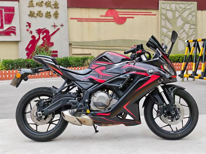二手QJMOTOR赛350