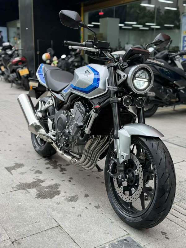 二手本田CB500 Super Four