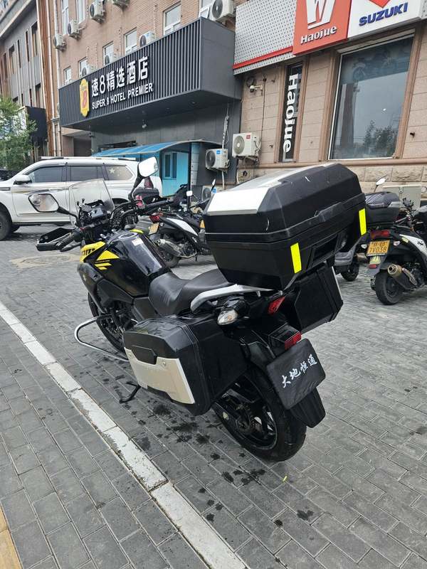 二手豪爵铃木DL250