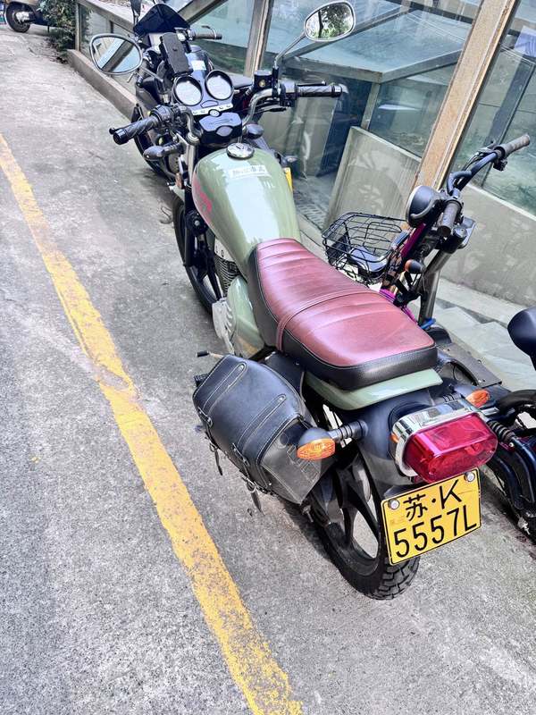 二手济南铃木酷飚150