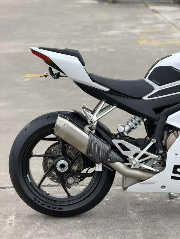 二手张雪机车500RR